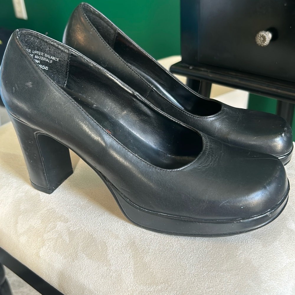 Black small platform heels